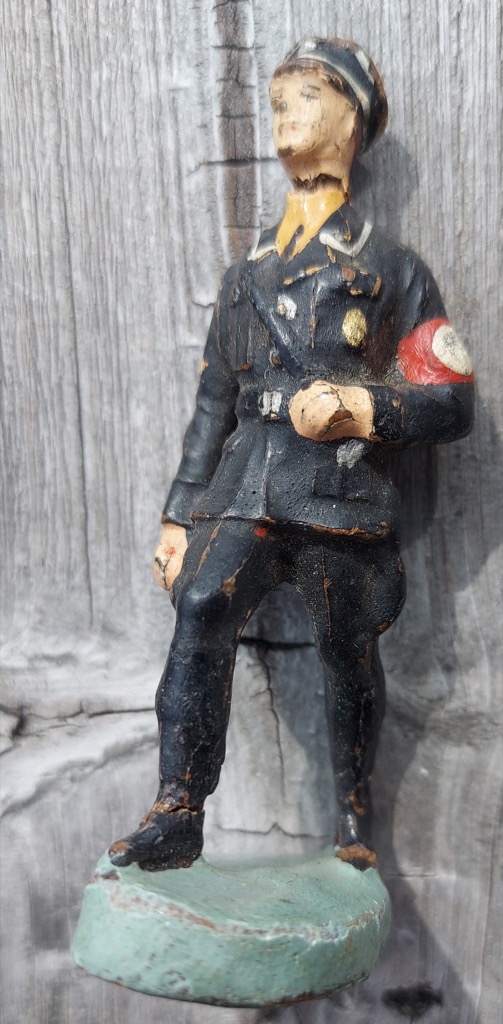 STARLUX / ARMEE Allemande : Soldat Allemand Au Combat EUR 13,50