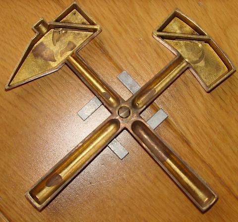 WW2 German Nazi Third Reich RAD DAF workers association large metal ornamenet with swastika