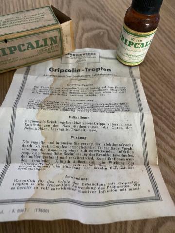 Auschwitz III Monowitz IG Farben Industrie BAYER drug bottle + paper and box - forced labor Holocaust