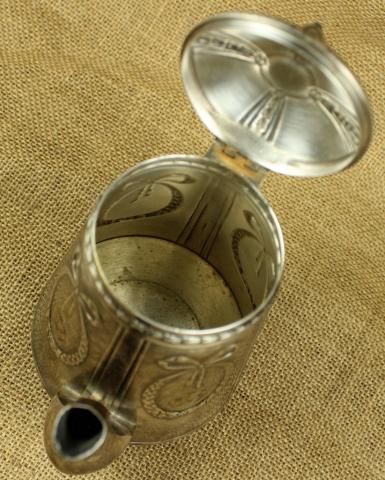 Adolf Hitler personal belongings high quality silverware jug from BERGHOF with 5 AH monograms exlusive from Quist german manufacturerAdolf Hitler personal belongings high quality silverware jug from BERGHOF with 5 AH monograms exlusive from Quist german manufacturer Adolf Hitler personal belongings high quality silverware jug from BERGHOF with 5 AH monograms exlusive from Quist german manufacturer