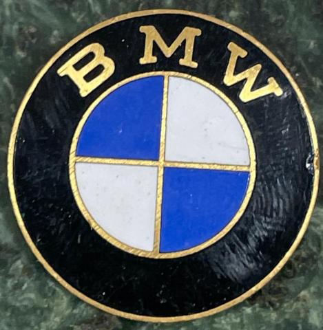 FORCED LABOUR HOLOCAUST BMW airplane aircraft motor engine fabrik employee round pin FORCED LABOUR HOLOCAUST BMW airplane aircraft motor engine fabrik employee round pin