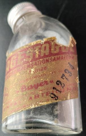 KL KZ Auschwitz III MONOWITZ IG FARBEN INDUSTRIE BAYER rare bottle Forced Labour Inmates