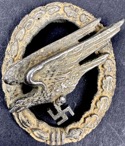 luftwaffe Fallschirmschutzenabzeichen paratrooper badge medal award LW luftwaffe Fallschirmschutzenabzeichen paratrooper badge medal award LW
