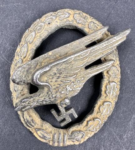 luftwaffe Fallschirmschutzenabzeichen paratrooper badge medal award LW luftwaffe Fallschirmschutzenabzeichen paratrooper badge medal award LW