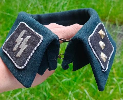 Waffen SS OFFICER collar tab set removed from tunic in Normandy by a USA VET Waffen SS OFFICER collar tab set removed from tunic in Normandy by a USA VET