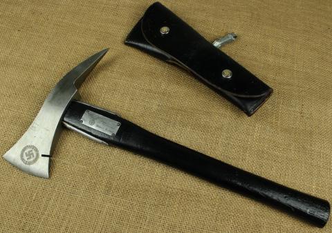 WW2 German Nazi AMAZING commemorative FIREFIGHTER FIREAXE named with SWASTIKA