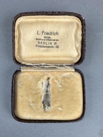WW2 German Nazi KNIGHT CROSS OF THE IRON CROSS oakleaf pin in original case of issue silver 800