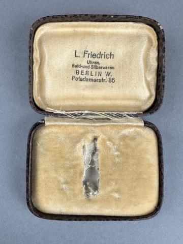 WW2 German Nazi KNIGHT CROSS OF THE IRON CROSS oakleaf pin in original case of issue silver 800