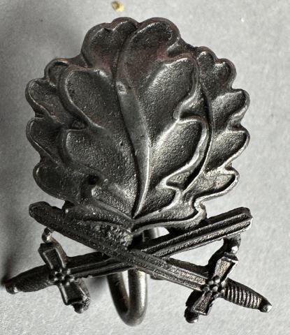 WW2 German Nazi KNIGHT CROSS OF THE IRON CROSS oakleaf pin in original case of issue silver 800