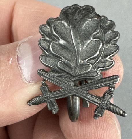 WW2 German Nazi KNIGHT CROSS OF THE IRON CROSS oakleaf pin in original case of issue silver 800