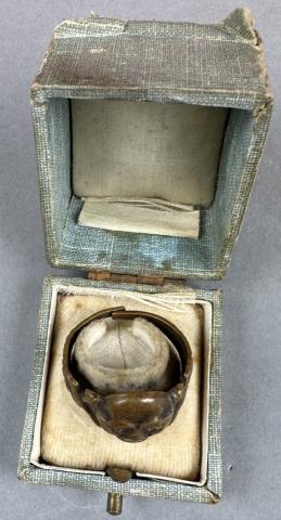 WW2 German Nazi Waffen SS Totenkopf skull ring original genuine case