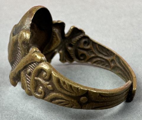 WW2 German Nazi Waffen SS Totenkopf skull ring original genuine case