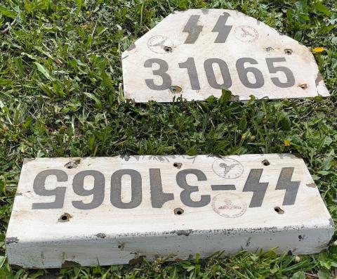WW2 German Nazi Waffen SS original combat vehicule licence plates with stamps