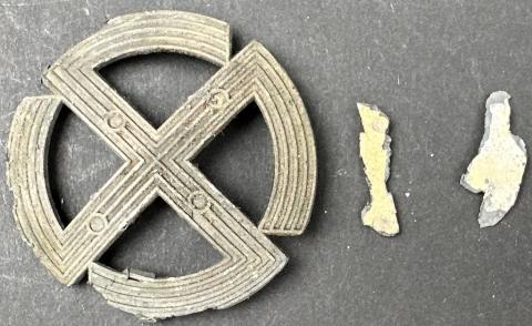 WW2 German Nazi WAFFEN SS sports badge award relic ground dug RZM