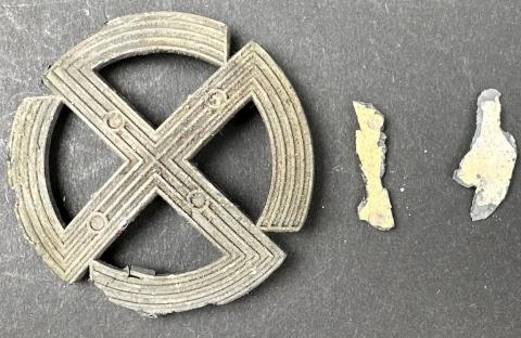 WW2 German Nazi WAFFEN SS sports badge award relic ground dug RZM