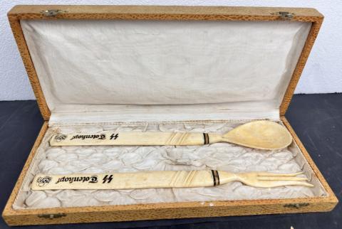 WW2 German Nazi WAFFEN SS TOTENKOPF officer wedding gift large fork and spoon in case with Reich Eagle