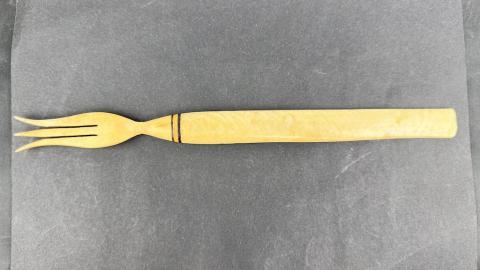 WW2 German Nazi WAFFEN SS TOTENKOPF officer wedding gift large fork and spoon in case with Reich Eagle