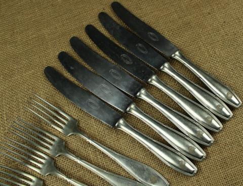 WW2 German Nazi WAFFEN SS TOTENKOPF skull SS officer silverware set case fork knife