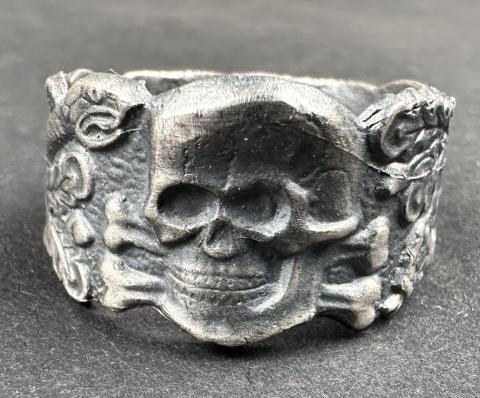 WW2 German Nazi WAFFEN SS TOTENKOPF skull ring officer oakloeaf original for sale genuine