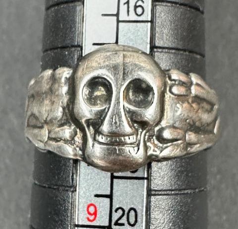WW2 German Nazi WAFFEN SS TOTENKOPF skull silver ring in honour case himmler genuine