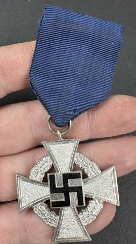 25 Years of Faithful Services in the Wehrmacht medal award with pin