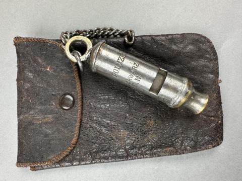 WAFFEN SS Gestapo Polizei Police whistle in etui named Deutsch Berlin with iron cross