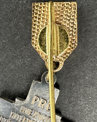 AUSCHWITZ concentration camp miniature medal polish inmate liberation