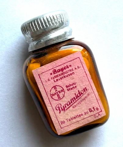 AUSCHWITZ III MONOWITZ IG FARBEN Bayer zyklon b holocaust forced labor labour