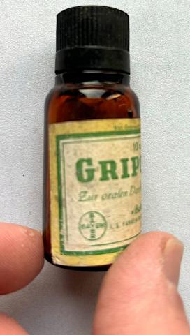 AUSCHWITZ III MONOWITZ IG FARBEN INDUSTRY BAYER medecine FORCED LABOR inmate