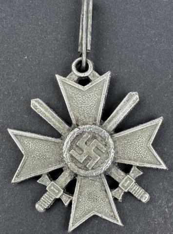 German Knight cross KVK 1939 1st class Ritterkreuz des Kriegsverdienstkreuzes 1939 mit Schwerter German Knight cross KVK 1939 1st class Ritterkreuz des Kriegsverdienstkreuzes 1939 mit Schwerter