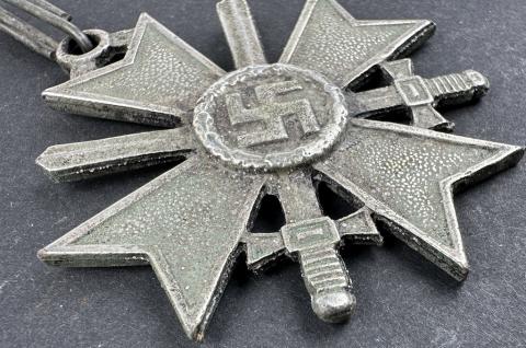 German Knight cross KVK 1939 1st class Ritterkreuz des Kriegsverdienstkreuzes 1939 mit Schwerter German Knight cross KVK 1939 1st class Ritterkreuz des Kriegsverdienstkreuzes 1939 mit Schwerter