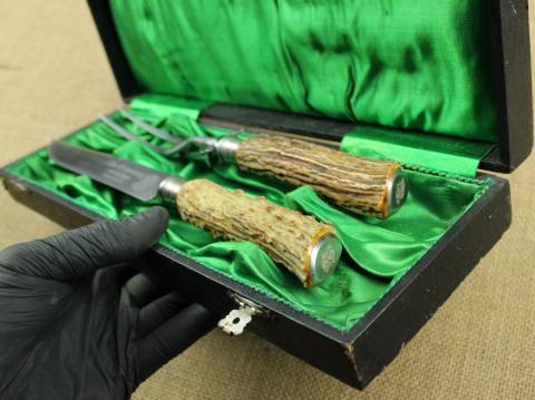 Hermann Goering personal house CARINHALL hunting trophee Jagerschaft meat set deer horn case silverware