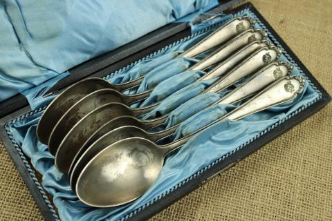 LISTED Waffen SS Totenkopf skull set of 6 SS TK spoons silverware marked in case with SS runes