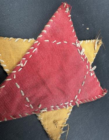 Politisher JUDE concentration camp Jew Jewish Star of David patches red and yellow triangle uniform ID