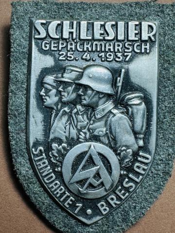 Schlesier Gepackmarsch 1937 SA Standarte Breslau shield badge award