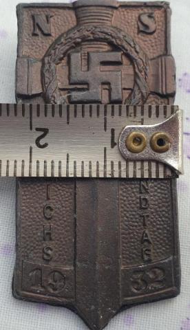LISTED Third REICH 1st year JUGENDTAG N.S. 1932 metal BADGE with SWORD and SWASTIKA