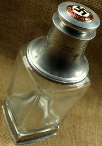 Third Reich early adolf hitler NSDAP 1933 members carafe bottle original silverware pin