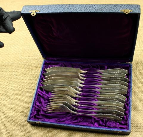 UNIQUE WAFFEN SS Totenkopf officer silverware set cutlery case original genuine OKA UNIQUE WAFFEN SS Totenkopf officer silverware set cutlery case original genuine OKA