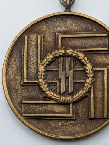 WAFFEN SS 8 years long faithful services in the SS medal award MINT original authentic genuine