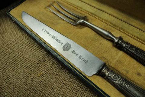 Waffen SS Das Reich Panzer Grenadier Division meat set silverware in case skull totenkopf