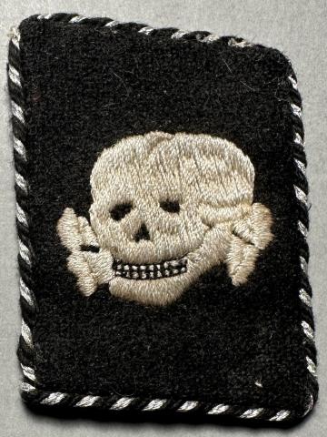 Waffen SS Totenkopf skull concentration camp GUARD vertical collar tab officer RZM tag
