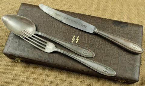 WAFFEN SS cutlery set SS runes case silverware original authentic motto on blade WAFFEN SS cutlery set SS runes case silverware original authentic motto on blade