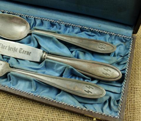 WAFFEN SS cutlery set SS runes case silverware original authentic motto on blade WAFFEN SS cutlery set SS runes case silverware original authentic motto on blade