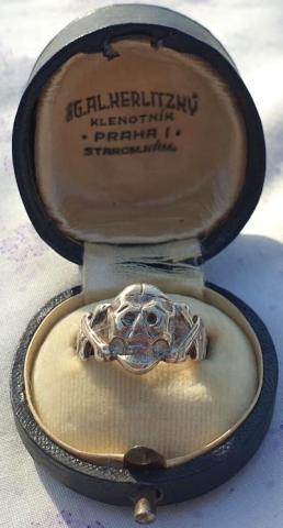Waffen SS Totenkopf silver ring marked in original jeweler maker case