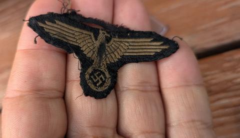 WAFFEN SS TOTENKOPF smallest cloth EAGLE insigna for OVERSEAS SS CAP RARE