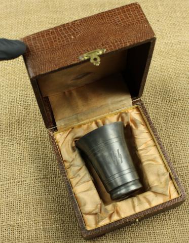WAFFEN SS TOTENKOPF special officer SS wine cup silverware with SS runes and SS skull on case