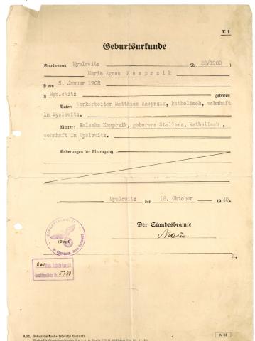 WW2 German Nazi BIRTH CERTIFICATE document with stamped SWASTIKA 1940