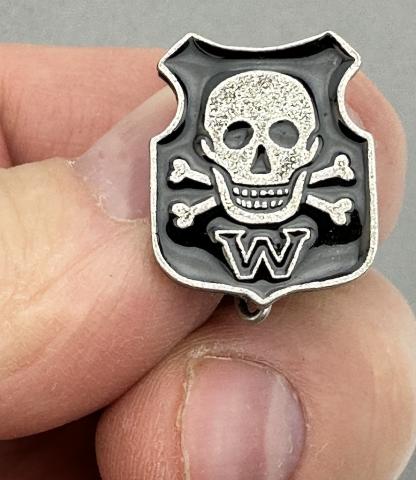 WW2 German Nazi early Waffen SS Wehrwolf Freikorps Enamel Pin