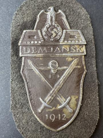 WW2 German Nazi Eastern front Leningrad Demyansk Pocket shield WW2 German Nazi Eastern front Leningrad Demyansk Pocket shield