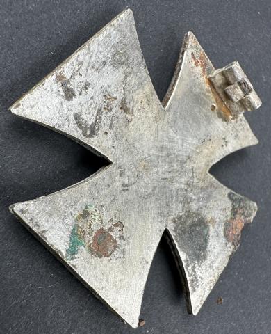WW2 German Nazi IRON CROSS 1st class medal award battlefield found relic WW2 German Nazi IRON CROSS 1st class medal award battlefield found relic